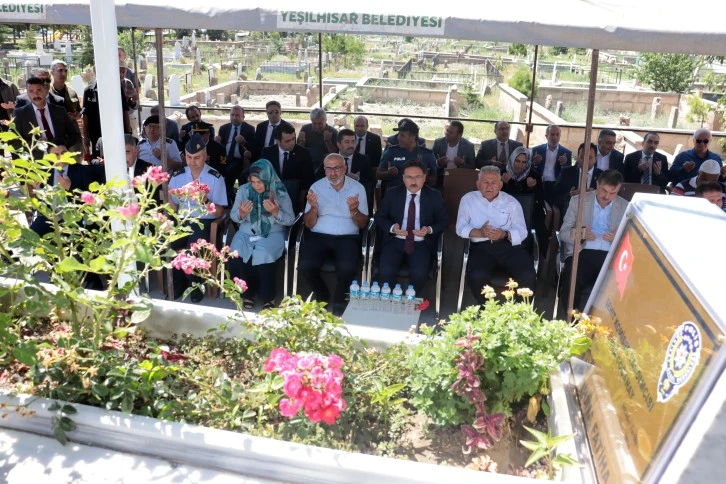 15 Temmuz Şehidi Mezarı Başında Anıldı