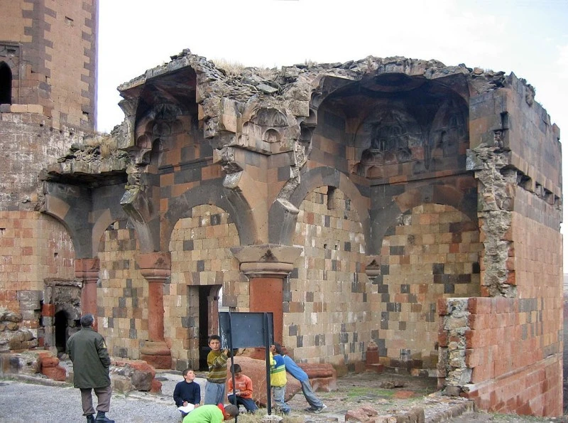 Menûçihr Camii'