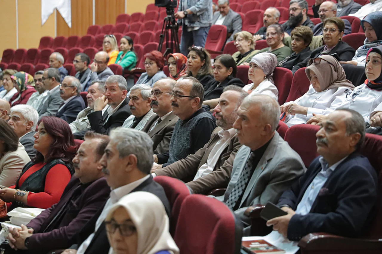 Belediye Başkanları Sivas'ta Toplandı 