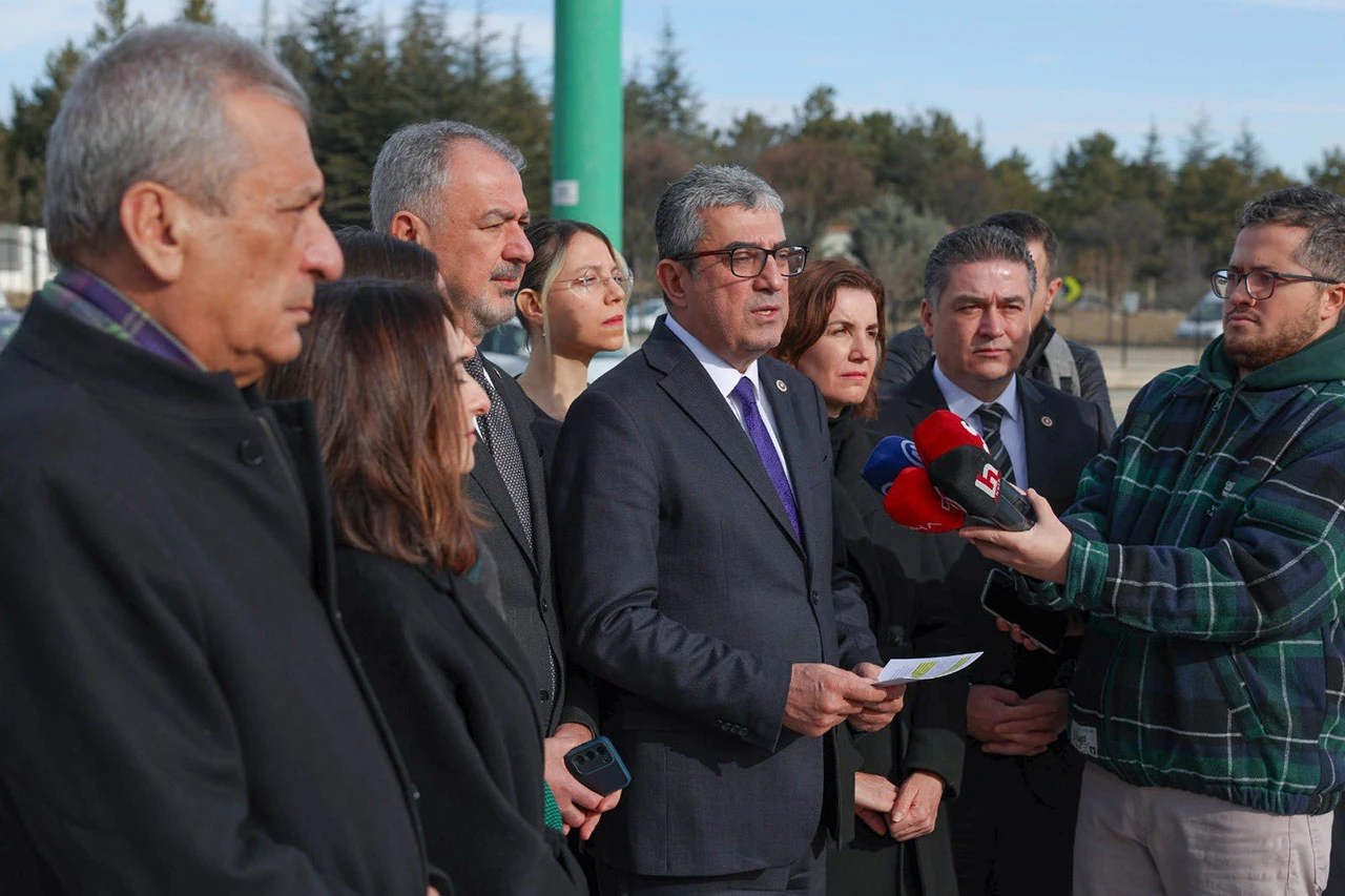 CHP'den '9'uncu Yargı Paketi' için AYM'ye İptal Başvurusu