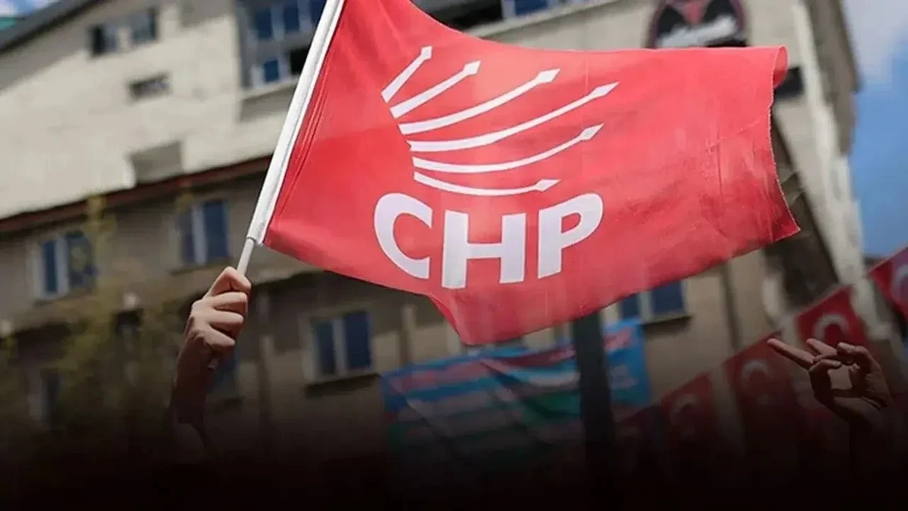 CHP, Gazetecilerin Gözaltına Alınmasıyla İlgili Heyet Görevlendirdi