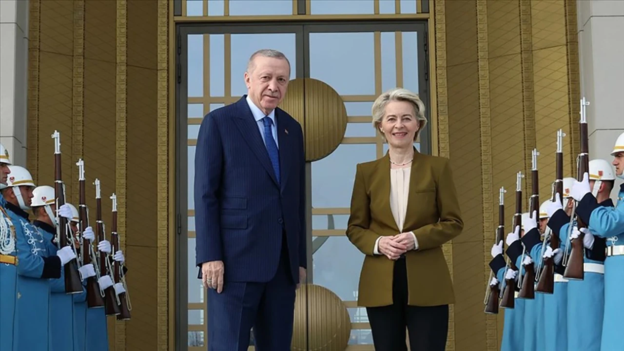 Cumhurbaşkanı Erdoğan, Avrupa Komisyonu Başkanı von der Leyen'i kabul etti