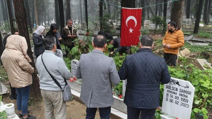 Depremde Hayatını Kaybeden Gazeteciler Anıldı