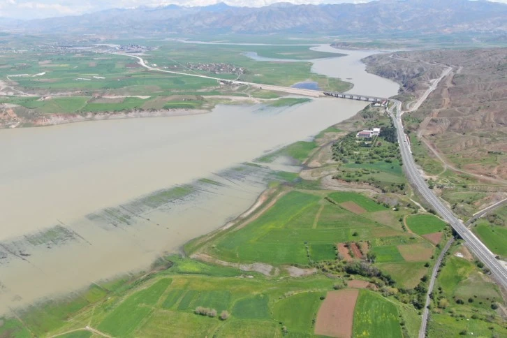 Emekleri Sular Altında Kaldı