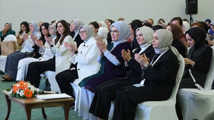 Emine Erdoğan AK Kadınlarla Bir Araya Geldi 