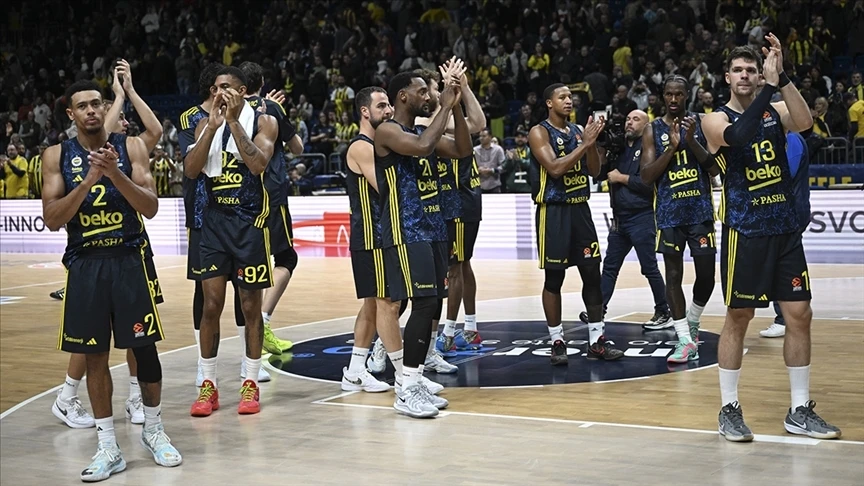 Fenerbahçe Beko Armani'yi Ağırlıyor