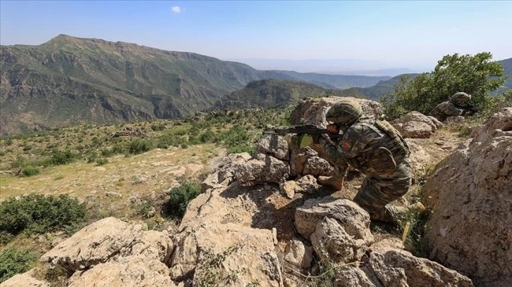 Fırat Kalkanı bölgesinde 8 YPG'li terörist etkisiz hale getirildi