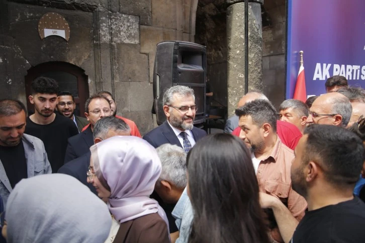 Geleneksel Bayramlaşmaya Yoğun İlgi 