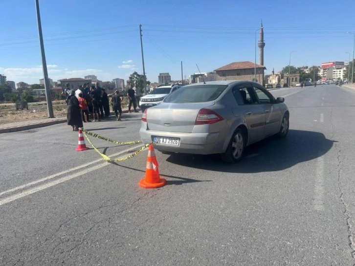 Kayseri'de Feci Olay! Eşini Çocuğunun Yanında Vurdu 