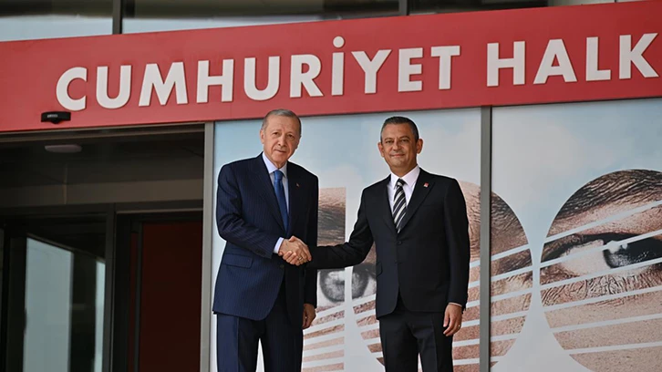Özgür Özel'den Cumhurbaşkanı Erdoğan'a Asgari Ücrete Zam Talebi 