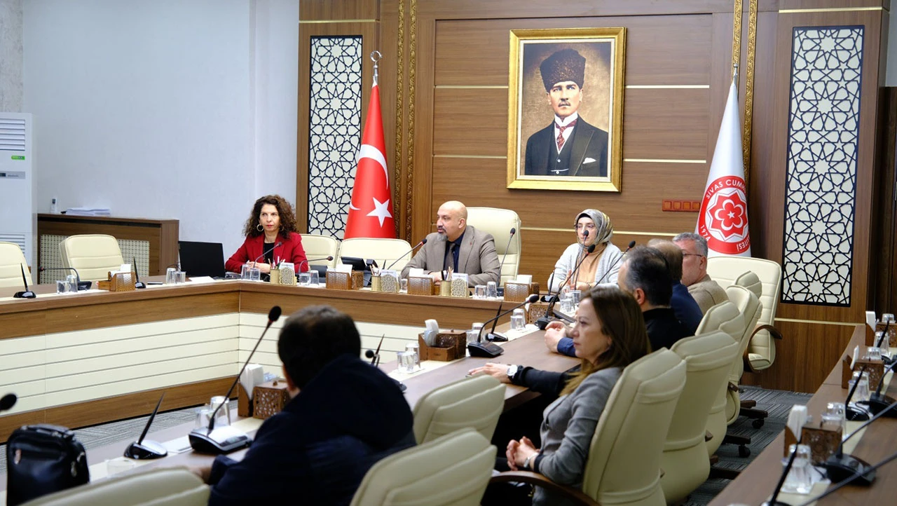 Sivas Cumhuriyet Üniversitesi'nde İlk Toplantı Yapıldı 