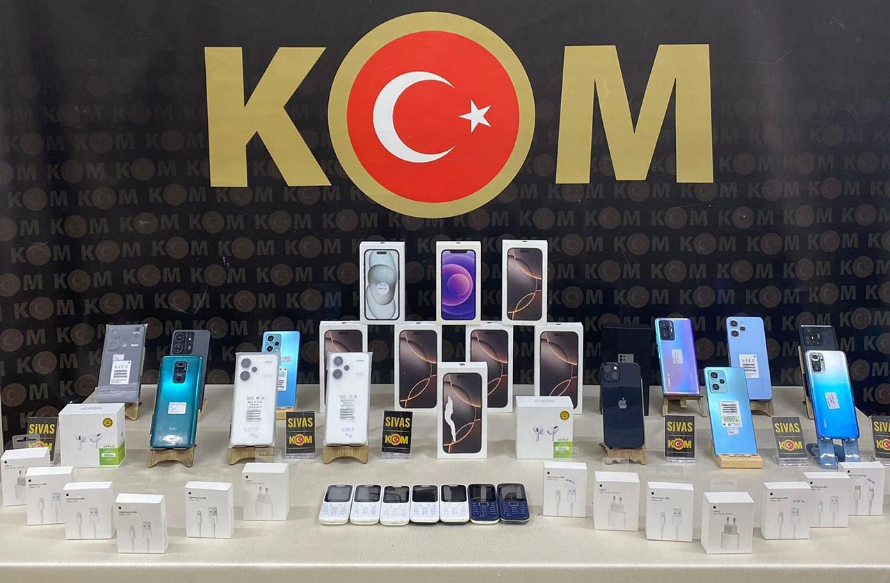 Sivas'ta 1 Milyonluk Kaçak Telefon Operasyonu! 