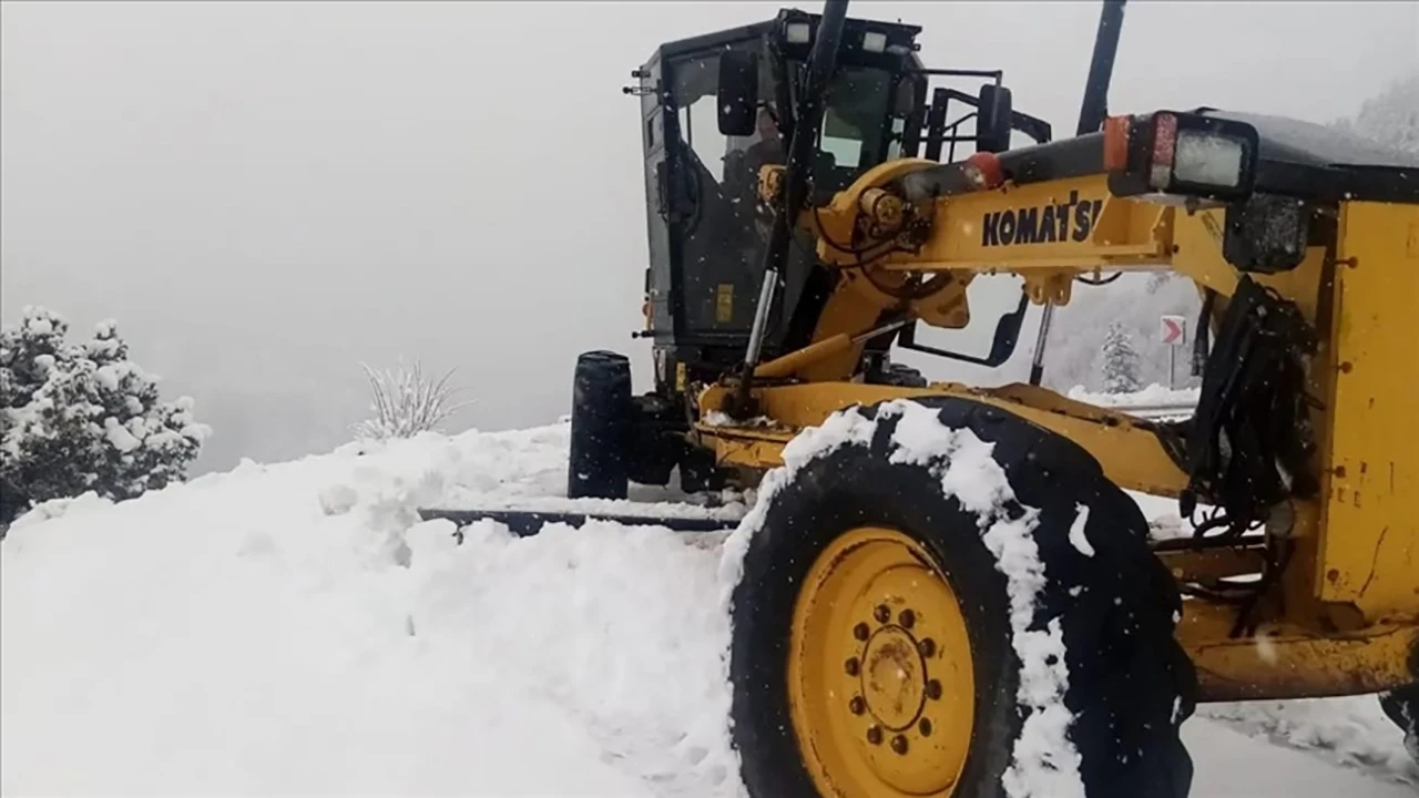 Sivas’ta 215 Köye Ulaşım Sağlanamıyor! 