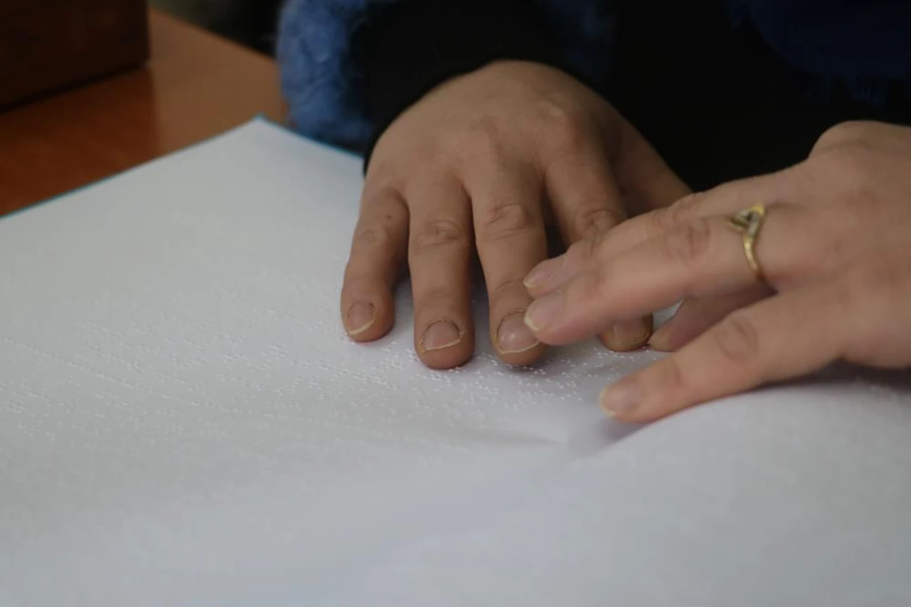 Sivas'ta Braille Alfabesiyle Görme Engellilere Kur'an-ı Kerim Eğitimi