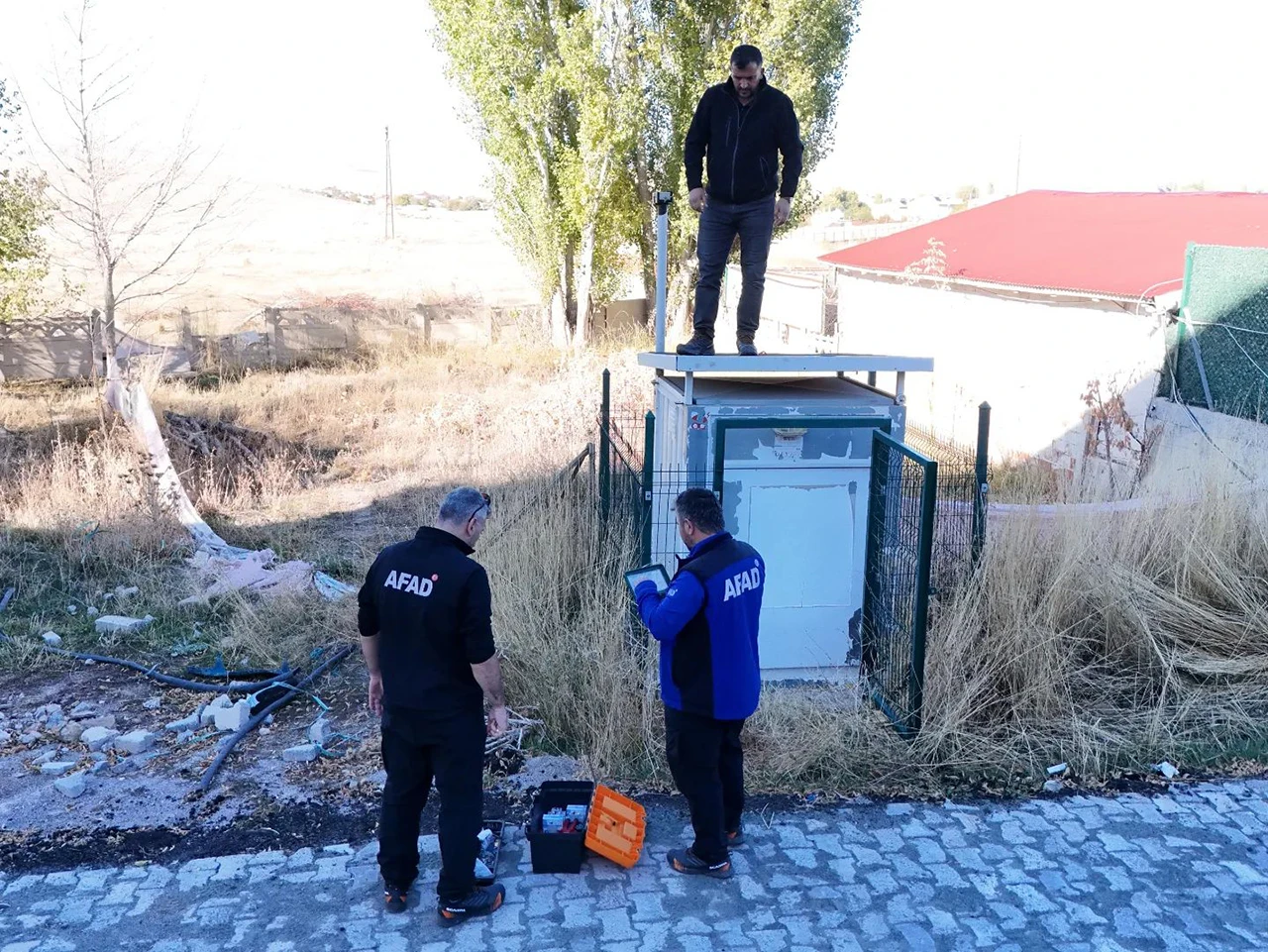 Sivas’ta Deprem İstasyonları Tek Tek Elden Geçiriliyor