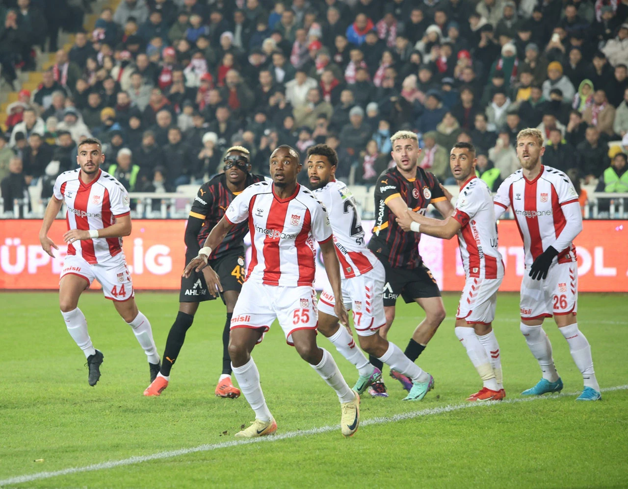 Sivasspor’a Galatasaray Yenilgisi Sonrası Şok Haber!  3 Futbolcu Bodrum Maçında Yok!