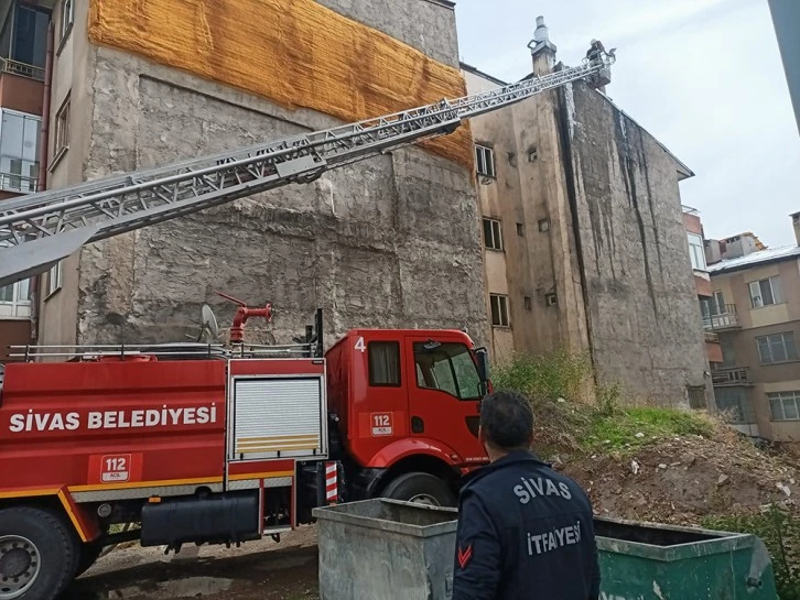 Yangını Söndürmek İçin Seferber Oldular