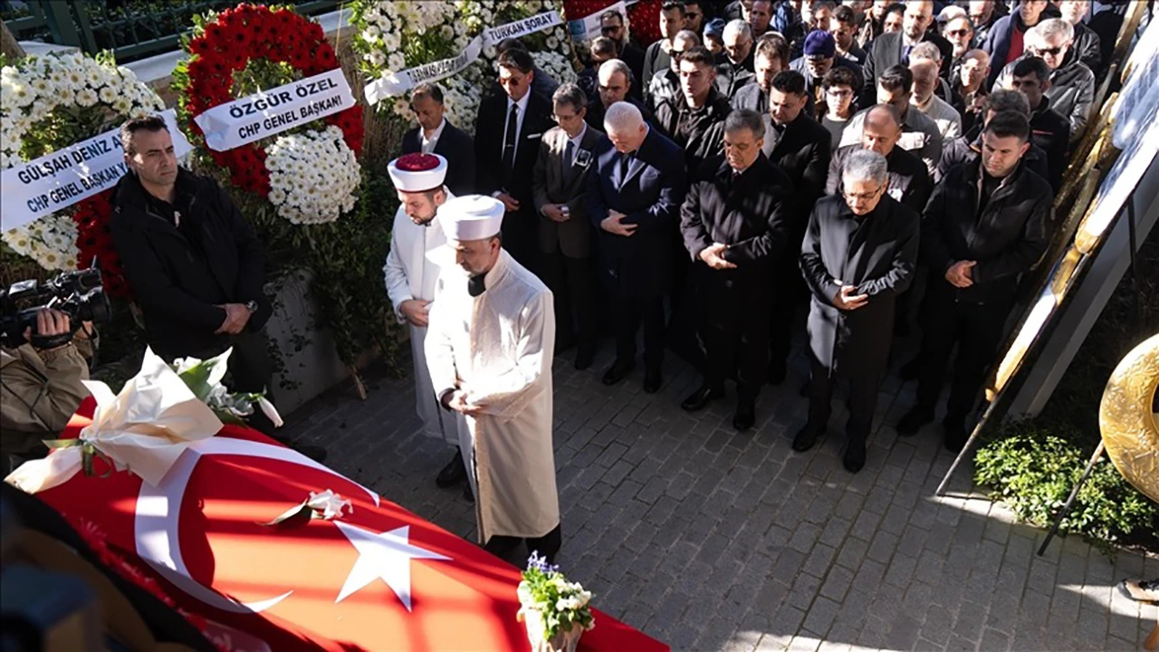 Yazar Selim İleri Son Yolculuğuna Uğurlandı