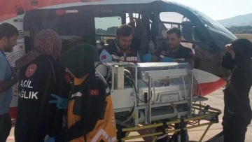 Ambulans Helikopter Yenidoğan Bebek için Havalandı