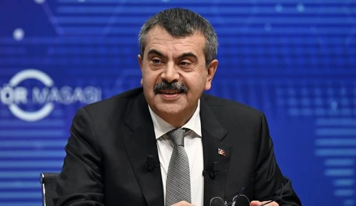 Bakan Tekin Açıkladı: Okullara Yeni Yasaklar Geldi 