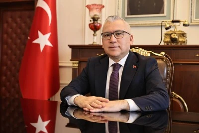 Aşık Veysel Topluma Işık Tutuyor