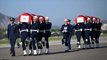 Kayseri'de Şehit Olan Pilotlar için Cenaze Töreni Düzenlendi 
