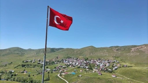 Mezhep, Meşrep, İdeoloji Ayrımı Yok! Türk Bayrağının Dalgalandığı Her Yere Eşit Hizmet Edeceğiz!