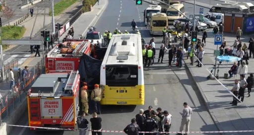 Otobüs Yolun Karşısına Geçmeye Çalışan Kadını Ezdi