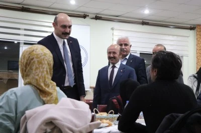 Şarkışla'da yetim ve öksüz çocuklara iftar verildi