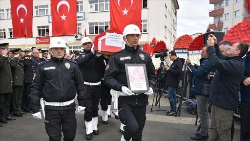 Şehit Polis Son Yolculuğuna Uğurlandı 