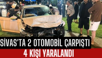 Sivas'ta 2 Otomobil Çarpıştı: 4 Kişi Yaralandı