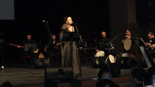 Sivas'ta Devlet THM Korosu Ses Sanatçıları Konser Verdi