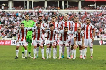 Sivas'ta İlk Yarıda Gol Sesi Çıkmadı 