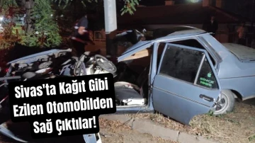 Sivas'ta Kağıt Gibi Ezilen Otomobilden Sağ Çıktılar!