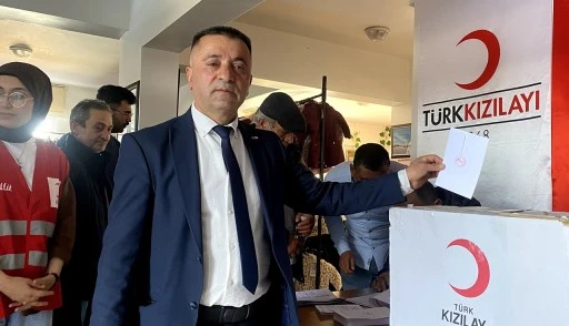 Sivas'ta O Başkan Güven Tazeledi  