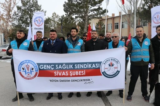 Sivas'ta Sağlık Çalışanları Sorunlara Dikkat Çekti