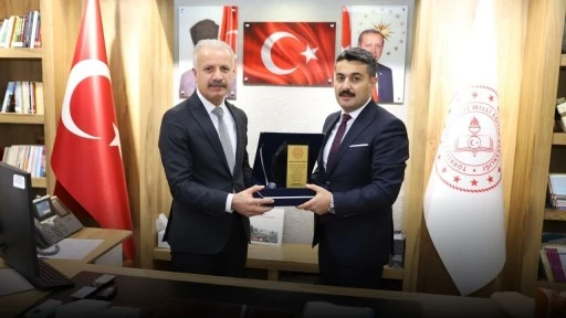 Sivas'ta Yeni Milli Eğitim Müdürü Erdoğan Göreve Başladı!