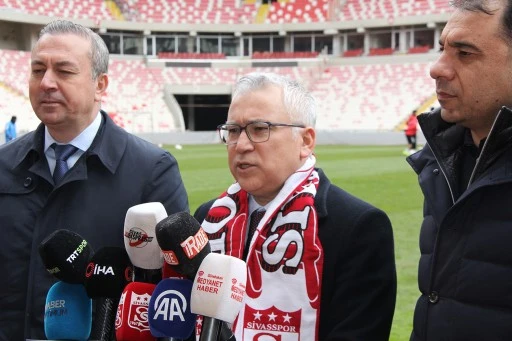 Sivas Valisi Yılmaz Şimşek’ten Sivasspor’a Destek Çağrısı! “Tribünleri  Boş Bırakmayalım”