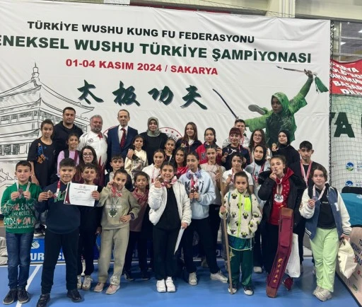 Sivas Wushu Takımı Sakarya'da Madalyalara Ambargo Koydu! Tam 48 Madalya! 