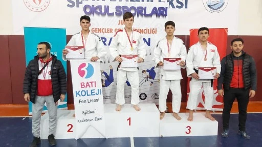 Sivaslı Judo Sporcuları Takdir Topladı