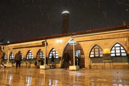 Sivaslılar 4 Mart'ta Orucunu Kaçta Açacak? İftarda Hangi Dua Okunur?