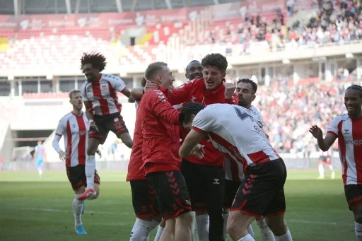 Sivasspor Ligde 7. Kez Güldü