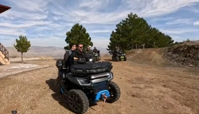 Suşehri'nde ATV tutkunları Kösedağ eteklerine çıktı 