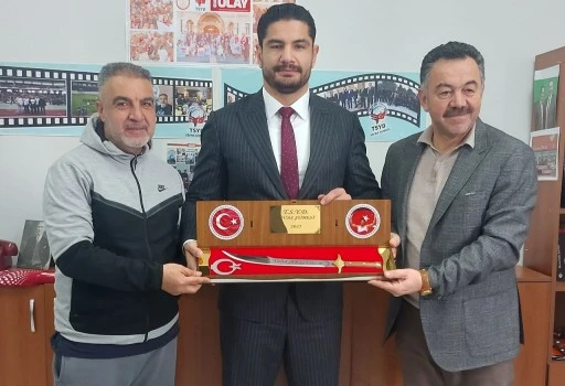 Taha Akgül’den TSYD Sivas’a Ziyaret