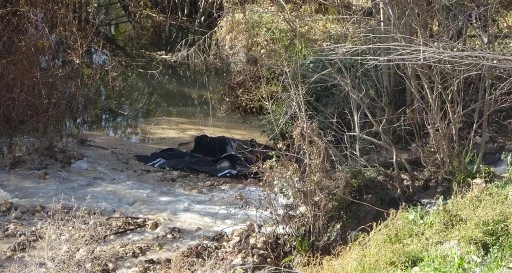 Trafiğe Kapalı Yola Giren Araç Dere Yatağına Uçtu: 1 Ölü