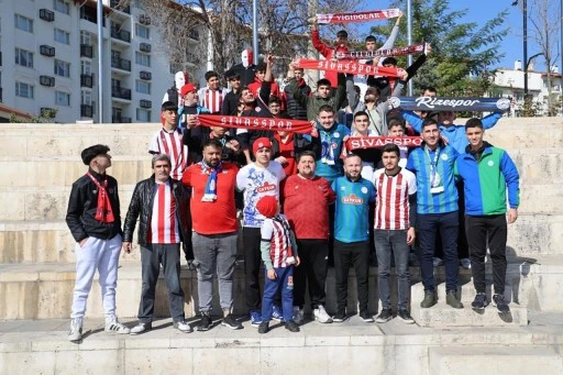 Türk Futbolunda Özlenen Görüntüler Sivas'ta Yaşandı 