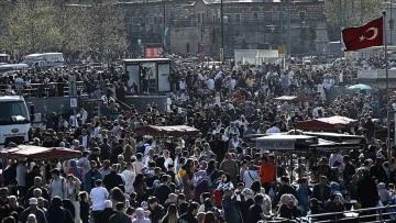 Türkiye'nin Genç Nüfus Oranı Alarm Veriyor! 