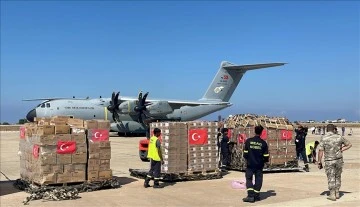 Türkiye'nin gönderdiği insani yardım Lübnan'a ulaştı