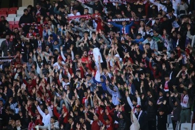 Yiğidoları Kızdıracak Açıklama: Sivasspor Boşuna Ümitlenmesin! 