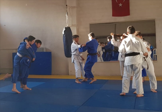 Küçükler Judoda Ter Dökecek